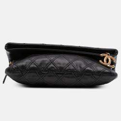 Pre Owned Chanel Black Quilted Lambskin Leather Clutch