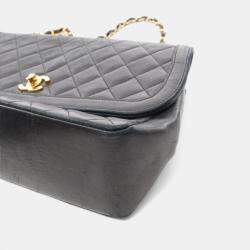 Pre Owned Chanel CC Black Lambskin Leather Shoulder Bag