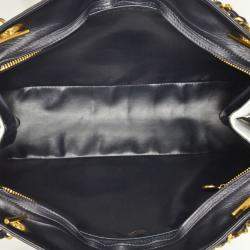 Pre Owned Chanel White Navy Leather Shoulder Bag