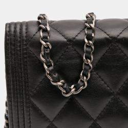 Pre Owned Chanel Black Quilted Lambskin Boy Wallet On Chain