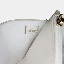 Pre Owned Chanel White Enchained Wallet on Chain