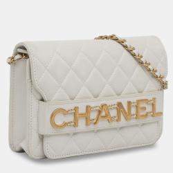 Pre Owned Chanel White Enchained Wallet on Chain