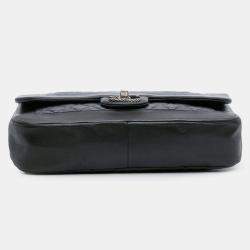 Pre Owned Chanel Black Blue Medium Bicolor Quilted Calfskin Flap
