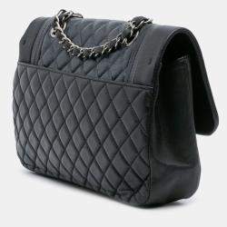 Pre Owned Chanel Black Blue Medium Bicolor Quilted Calfskin Flap