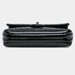 Pre Owned Chanel Black Medium Classic Chevron Patent Double Flap