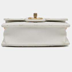 Pre Owned Chanel White Small Lambskin Chic Pearls Flap