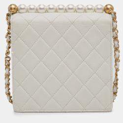 Pre Owned Chanel White Small Lambskin Chic Pearls Flap