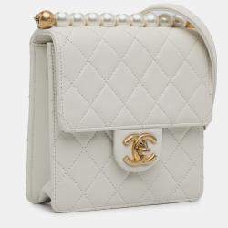 Pre Owned Chanel White Small Lambskin Chic Pearls Flap