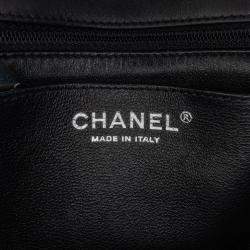 Pre Owned Chanel Black Mini Square Classic Chevron Patent Flap