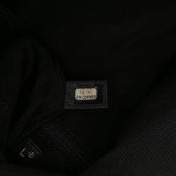 مملوكة مسبقًا حقيبة كلتش شانيل سوداء جلد حمل مبطن CC