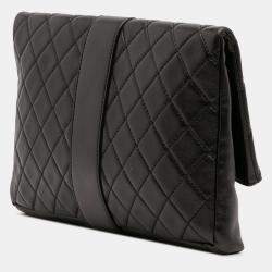 مملوكة مسبقًا حقيبة كلتش شانيل سوداء جلد حمل مبطن CC