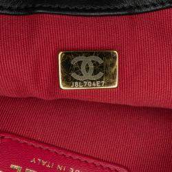 Pre Owned Chanel Black Small Quilted Calfskin Framing Chain Flap