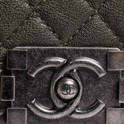 Pre Owned Chanel Boy Green Leather Shoulder Bag