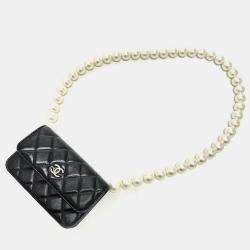 Pre Owned Chanel Maxi Pearls Black Quilted Calfskin Clutch With Chain