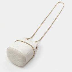 Pre Owned Chanel Nauticoco White Shiny Lambskin Quilted Bucket Bag