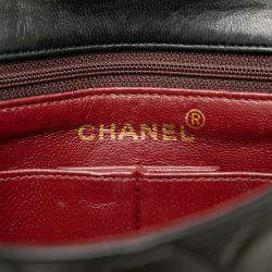 Pre Owned Chanel Black Mini Square Classic Lambskin Single Flap