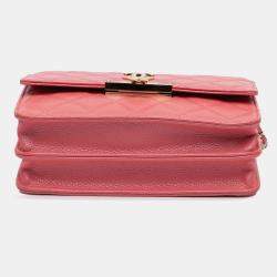 Pre Owned Chanel Pink Quilted Caviar Golden Class Wallet On Chain