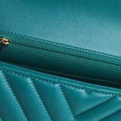 Pre Owned Chanel Green Mini Rectangular Chevron Lambskin Single Flap