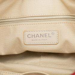Pre Owned Chanel Red Quilted Caviar Soft Tote
