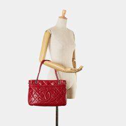 Pre Owned Chanel Red Quilted Caviar Soft Tote