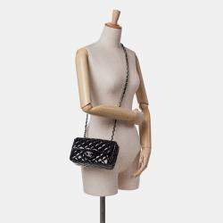 Pre Owned Chanel Black Mini Rectangular Classic Patent Single Flap