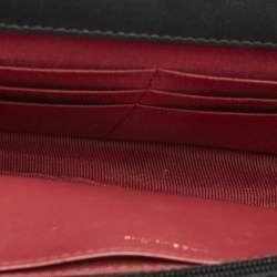 مملوكة مسبقًا محفظة شانيل جلد مبطن أسود 19 بسلسلة