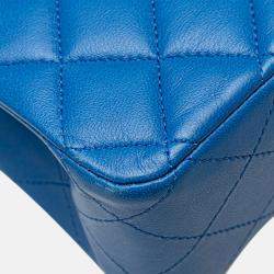 Pre Owned Chanel Blue Medium Classic Lambskin Double Flap