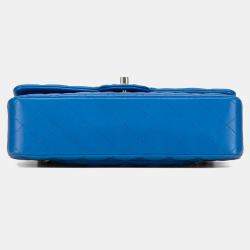 Pre Owned Chanel Blue Medium Classic Lambskin Double Flap