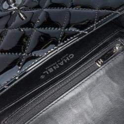 Pre Owned Chanel Black Mini Square Classic Patent Single Flap