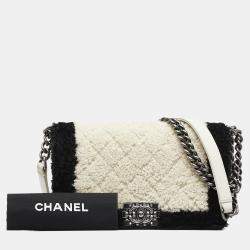 Pre Owned Chanel White Old Medium Bicolor Shearling Boy Flap