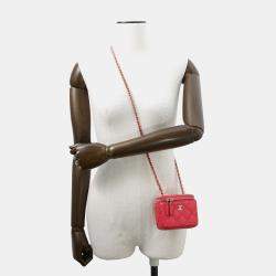 Pre Owned Chanel Matelasse Pink Caviar Leather Mini Vanity Chain Shoulder Bag