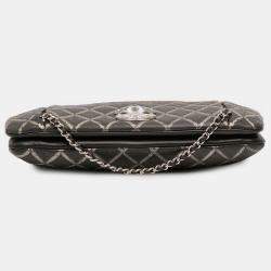 Pre Owned Chanel Black Quilted Metallic Distressed Lambskin CC Crystal Flap