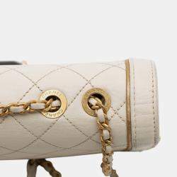 Pre Owned Chanel White Medium Quilted Calfskin Octagon CC Clasp Flap