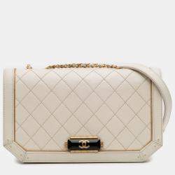 Pre Owned Chanel White Medium Quilted Calfskin Octagon CC Clasp Flap