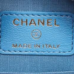 Pre Owned Chanel Blue Quilted Leather Ribbon Round Chain Clutch