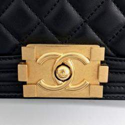 Pre Owned Chanel Black Leather Lambskin Boy Bag Medium