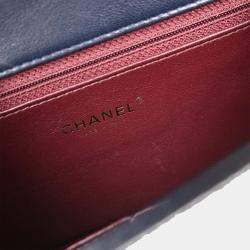 Pre Owned Chanel Navy Calfskin Chevron Shoulder Bag