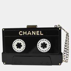 Pre Owned حقيبة كلتش شانييل أكريليك سوداء على شكل شريط كاسيت