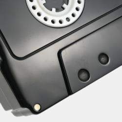 Pre Owned حقيبة كلتش شانييل أكريليك سوداء على شكل شريط كاسيت