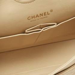Pre Owned Chanel Beige Quilted Leather Medium Classic Double Flap Bag