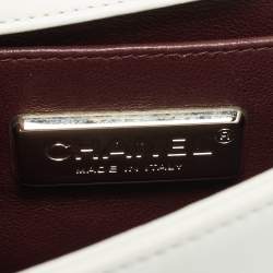 Pre Owned Chanel White/Grey Chevron Lizard and Leather Small Boy Flap Bag