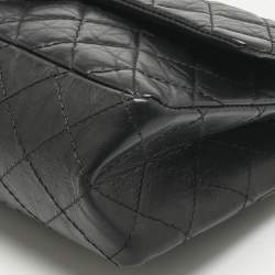 Pre Owned Chanel Black Quilted Aged Leather Classic 226 Reissue 2.55 Flap Bag