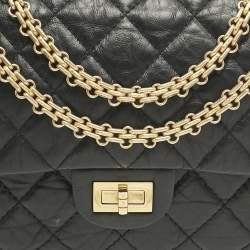 Pre Owned Chanel Black Quilted Aged Leather Classic 226 Reissue 2.55 Flap Bag