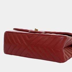 Pre Owned Chanel Red Reissue 2.55 Chevron Aged Calfskin Double Flap 225
