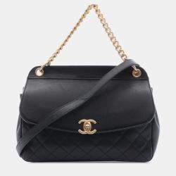 Pre Owned Chanel Black Quilted Lambskin Curved Flap
