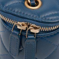 Pre Owned Chanel Blue Mini Quilted Lambskin Pearl Crush Vanity Case With Chain