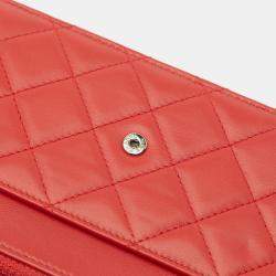 Pre Owned Chanel Red CC Quilted Lambskin Wallet on Chain