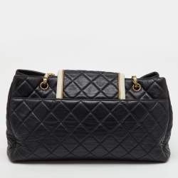 مملوكة مسبقًا Chanel Black/Cream Quilted Leather East/West Mademoiselle Accordion Flap Bag