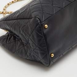 مملوكة مسبقًا Chanel Black/Cream Quilted Leather East/West Mademoiselle Accordion Flap Bag