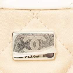 Pre Owned Chanel White Quilted Leather Mini 22 Chain Bag